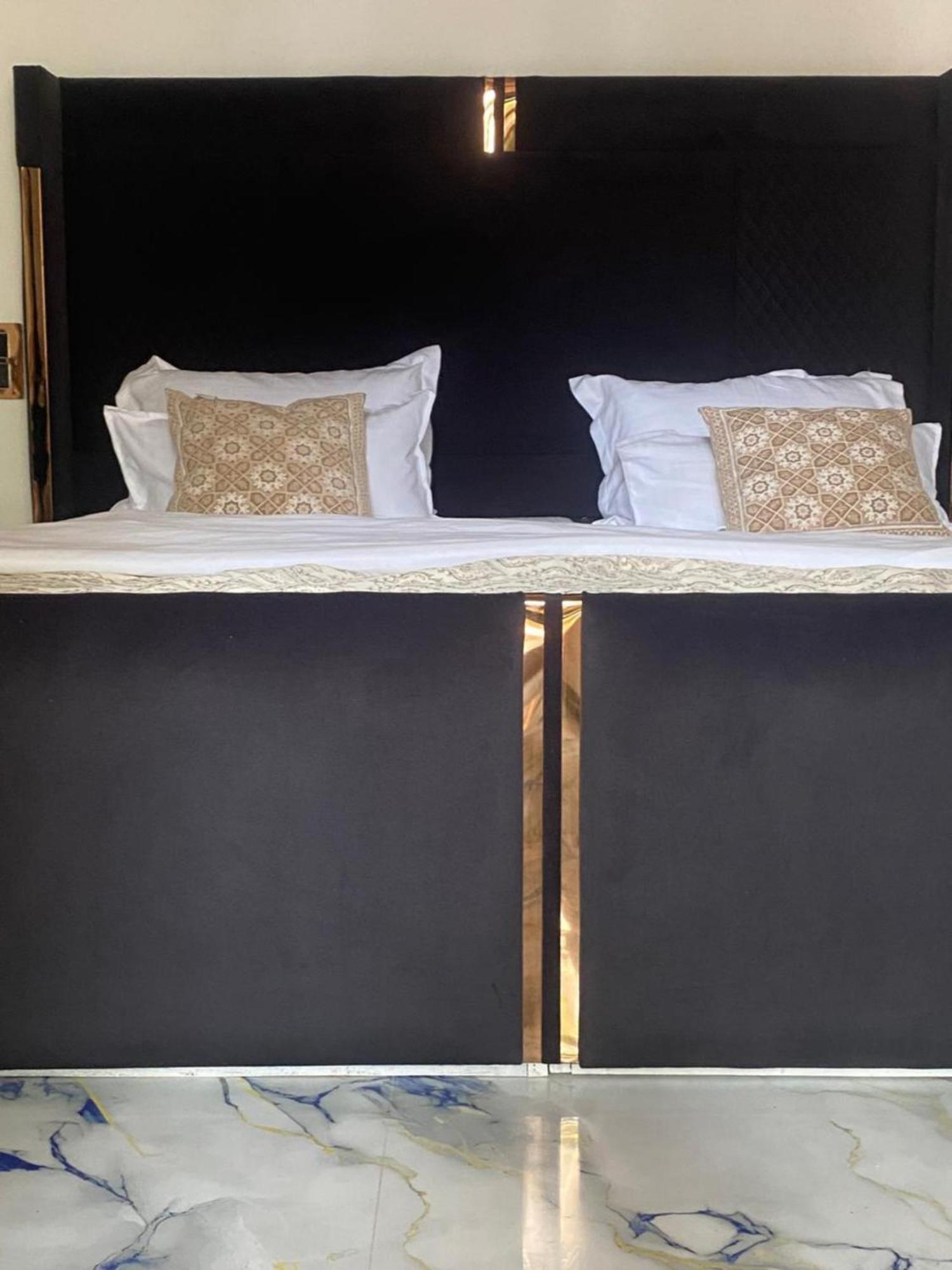 The Charming Nights Hotel ปาโลเลม ภายนอก รูปภาพ