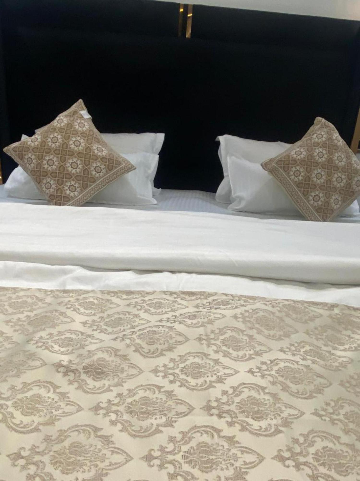 The Charming Nights Hotel ปาโลเลม ภายนอก รูปภาพ