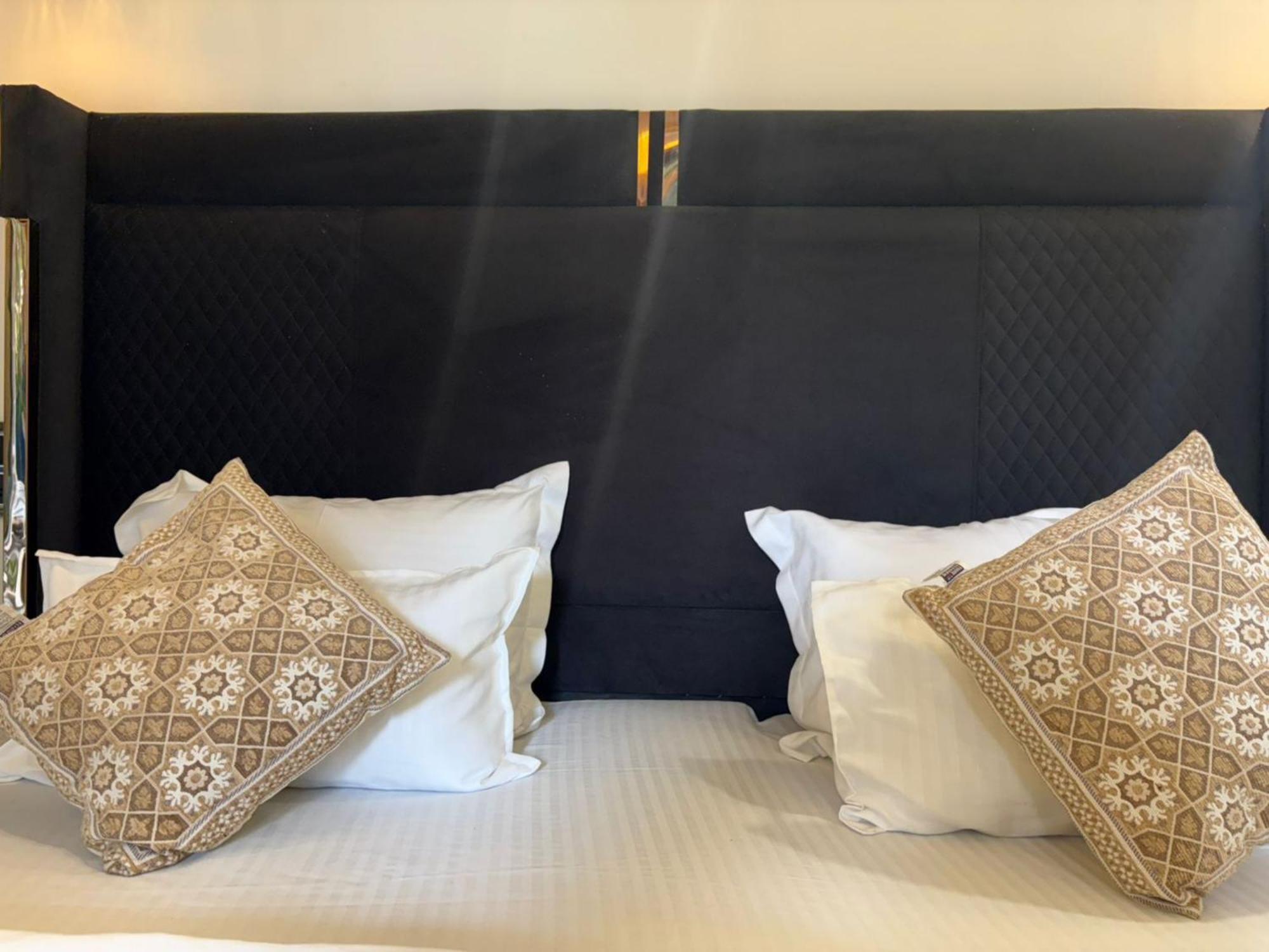 The Charming Nights Hotel ปาโลเลม ภายนอก รูปภาพ