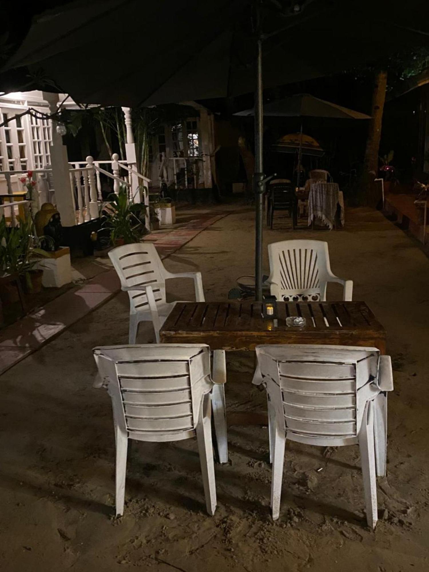 The Charming Nights Hotel ปาโลเลม ภายนอก รูปภาพ